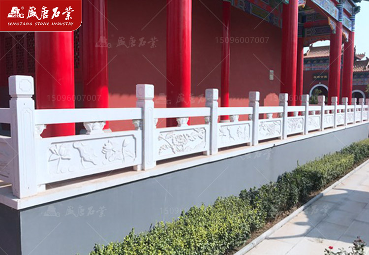 寺廟石雕欄桿